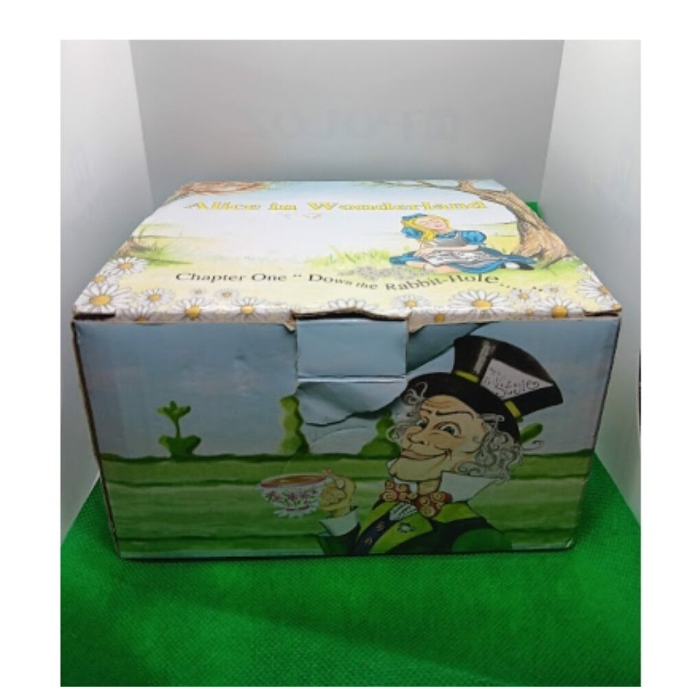 Paul Cardew Alice in Wonderland cup and saucer set in the box - Picture 2 of 9